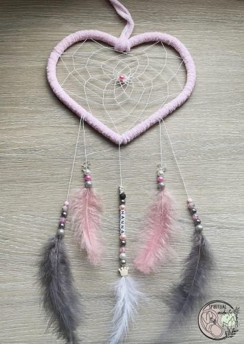 Szív alakú álomfogó