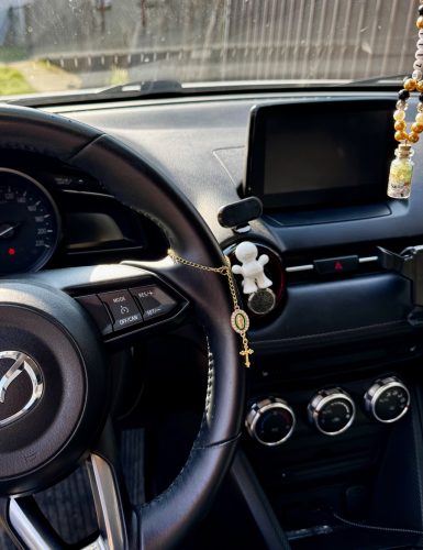 Autó védelmező rózsafüzér