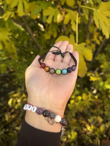 Csakra karkötő csúszócsomóval