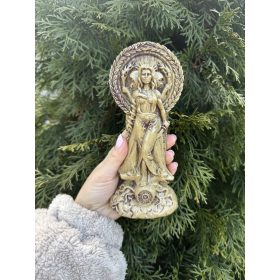 Hecate istennő szobor