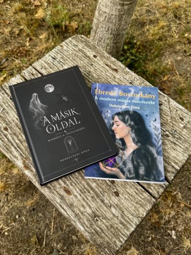 2 könyv egyben: Ébredő Boszorkány + A Másik Oldal ( + ajándék Beavatás zárt borítékban)
