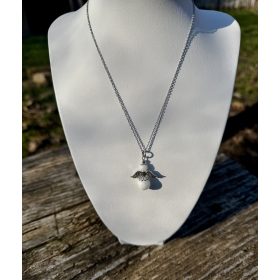 Nyaklánc tejkvarc angyalkával (nemesacél)