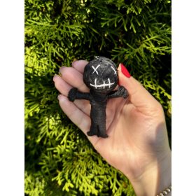 Voodoo baba tűvel